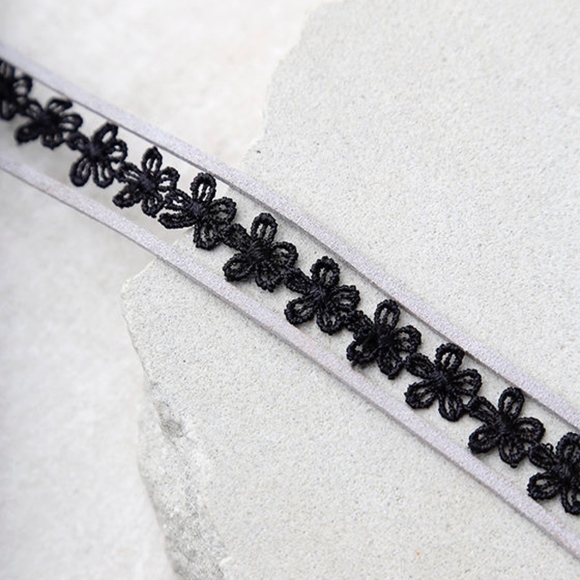 ‼️SOLD OUT‼️ LULU'S Grey Black Layered Choker - Picture 3 of 3